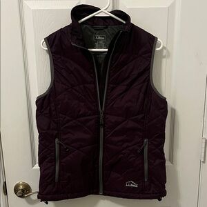 L.L. Bean Women's Nylon Purple Vest with Gray accents